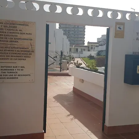 Апартаменты Martina 67 Sur Y Sol Los Cristianos Лос Кристианос