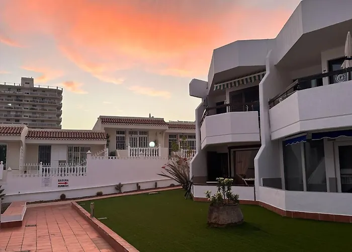 Martina 67 Sur Y Sol Los Cristianos * Los Cristianos (Tenerife)