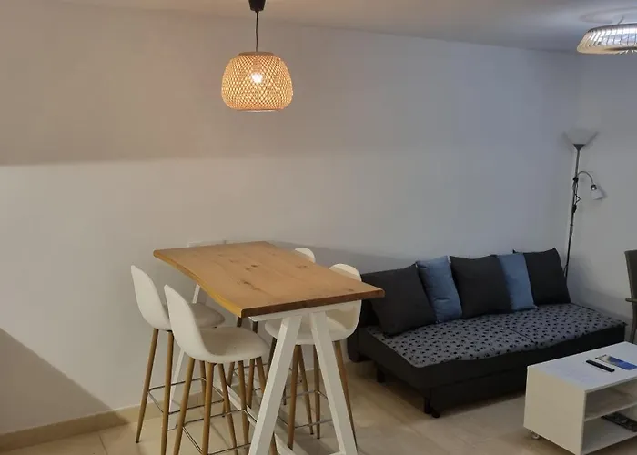 Martina 67 Sur Y Sol Los Cristianos *