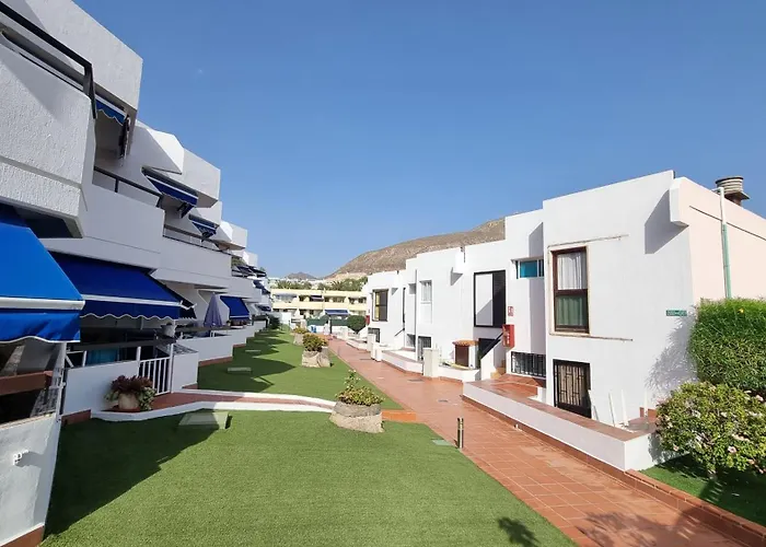 Martina 67 Sur Y Sol Los Cristianos Апартаменты Лос Кристианос