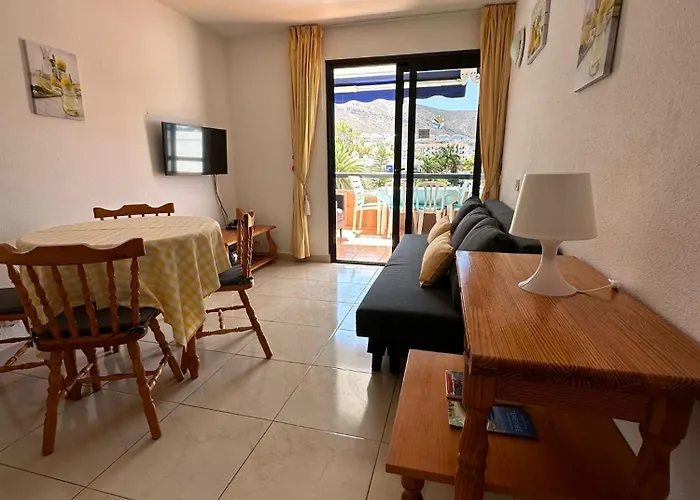 Апартаменты Martina 67 Sur Y Sol Los Cristianos *
