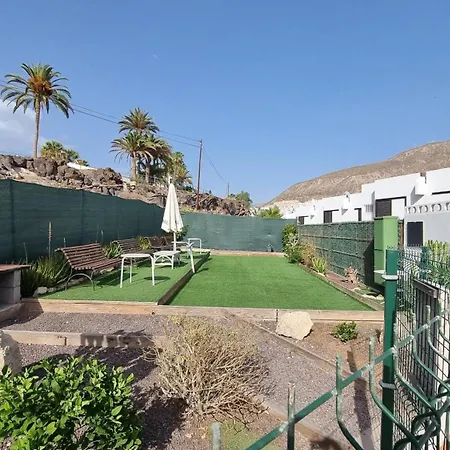 Martina 67 Sur Y Sol Los Cristianos * Los Cristianos (Tenerife)