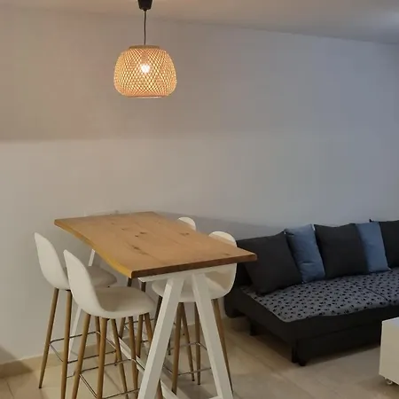 Martina 67 Sur Y Sol Los Cristianos *