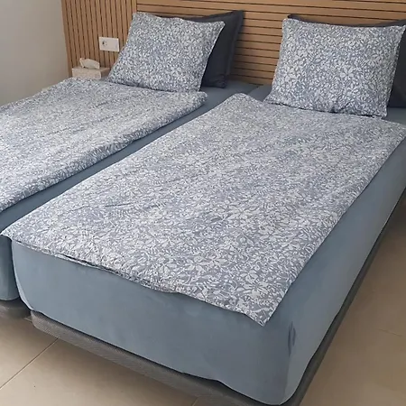 Martina 67 Sur Y Sol Los Cristianos *