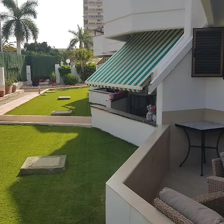 Martina 67 Sur Y Sol Los Cristianos * Los Cristianos (Tenerife)