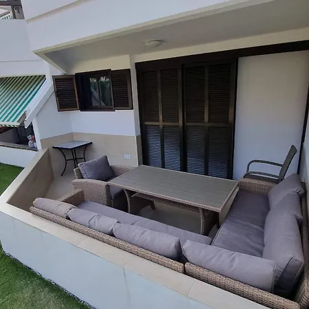 Martina 67 Sur Y Sol Los Cristianos *