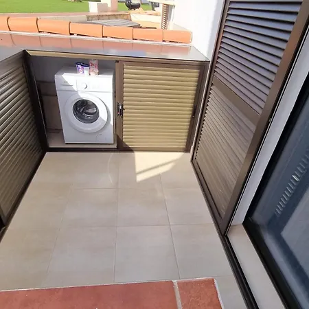 Martina 67 Sur Y Sol Los Cristianos