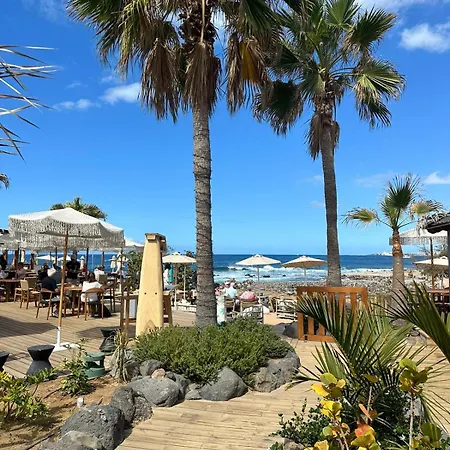 Martina 67 Sur Y Sol Los Cristianos