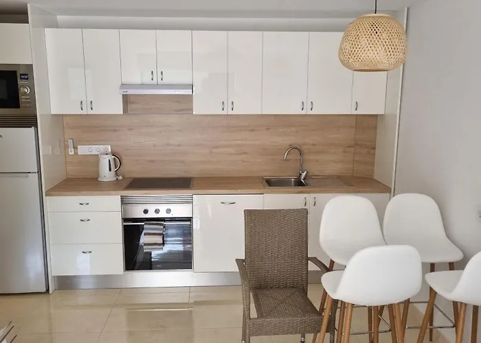 Martina 67 Sur Y Sol Los Cristianos Los Cristianos (Tenerife)