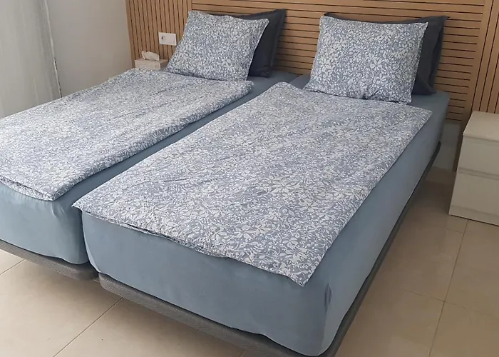 Martina 67 Sur Y Sol Los Cristianos *