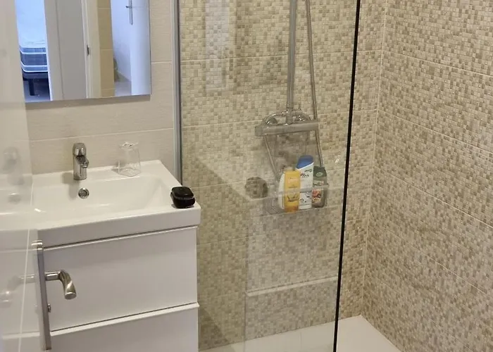 Martina 67 Sur Y Sol Los Cristianos