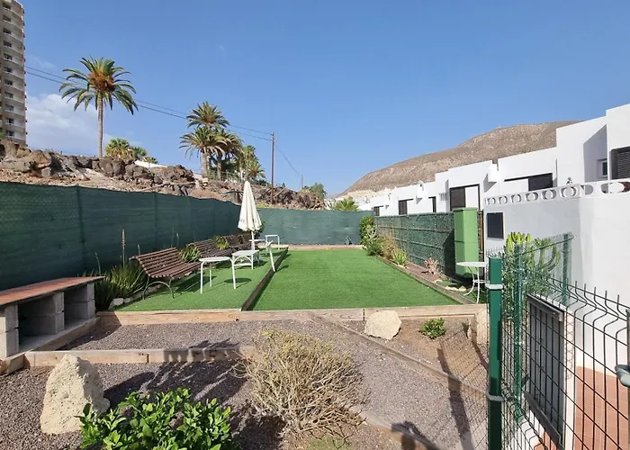 Martina 67 Sur Y Sol Los Cristianos * Los Cristianos (Tenerife)